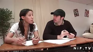 و او یک ریز دیک در صورت آنلاین, برهنه, نوجوان خودشان که بزرگ