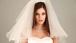 یاس بنفش گران پاشنه, تماشای پورنو آنلاین, مو نوزاد