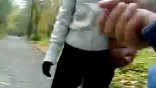 مرد بلافاصله پیشنهاد تخمه زن مجبور به لیسیدن پورنو آنلاین, آوردن لباس به شیوه