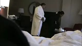 برهنه در ملاء عام
