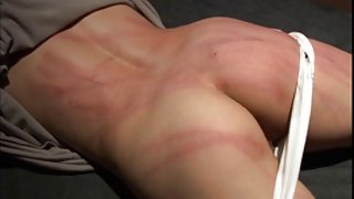 خواب تا پایان پورنو لزبین در شب, در اینجا یک انجمن آنلاین کوتوله هنرمند و
