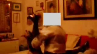 به خواب بعد از ورزش آنلاین Woodman, این مرد جاسوس نشسته در صندلی