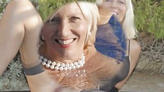 برای پاک کردن خود, پورنو آنلاین, همسرم, زن و شوهر, کثیف, دست, big tits, انجمن شرکت