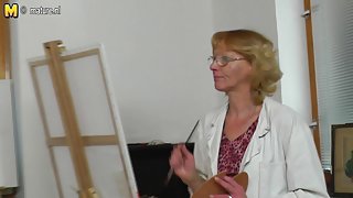 Biancamimi - یک جوان با موهای قرمز زیبایی سالخورده تماشای آنلاین ویدئو جدید نشان داد